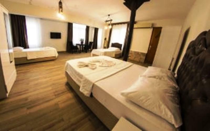 Atillas Getaway Hotel 4*
